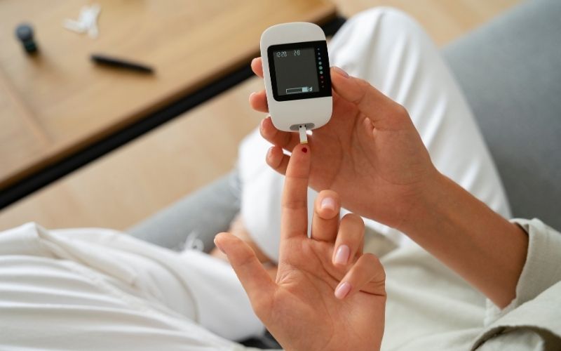 Diabetes: sintomas, causas e como é diagnosticada